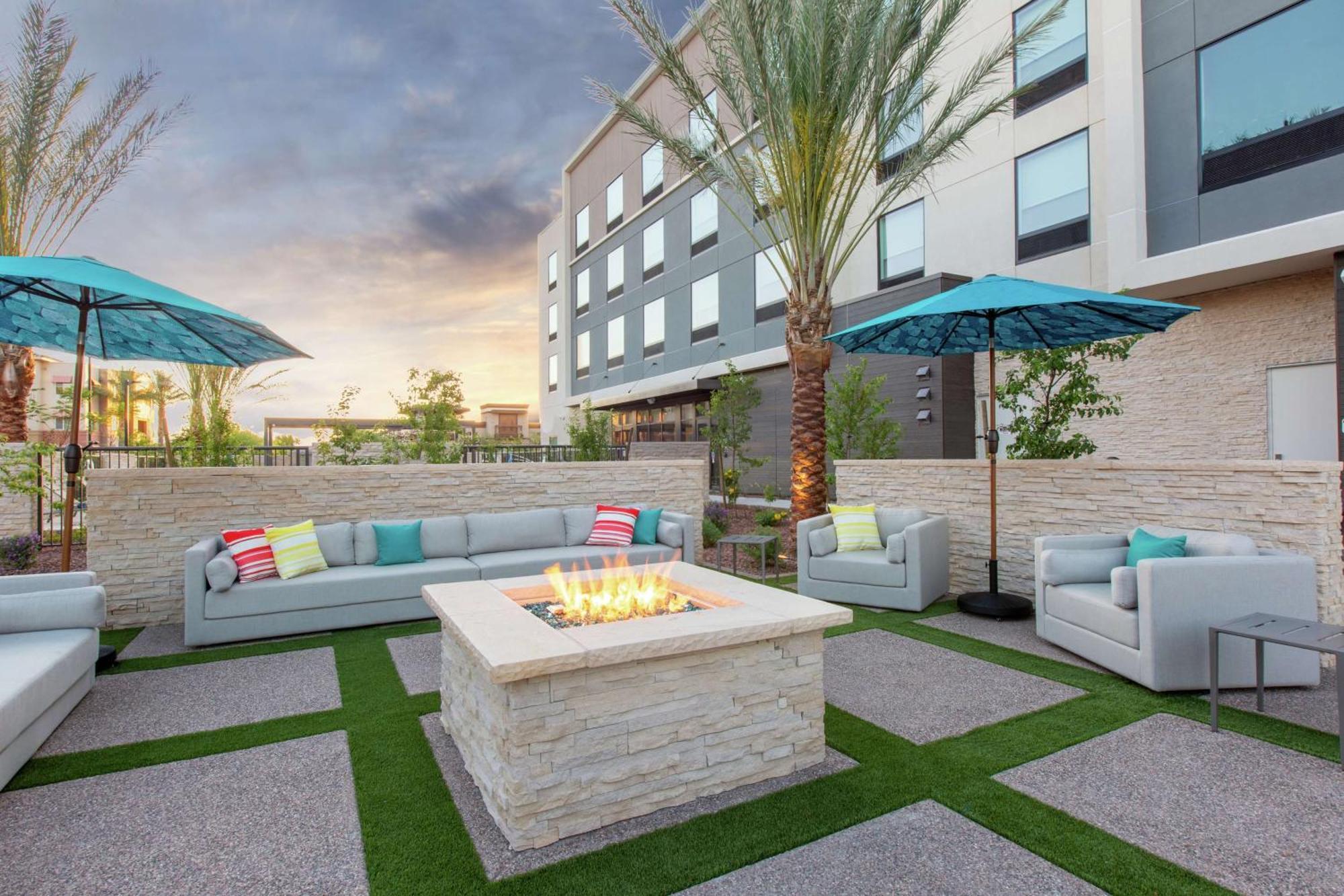 Hilton Garden Inn Surprise Phoenix Luaran gambar